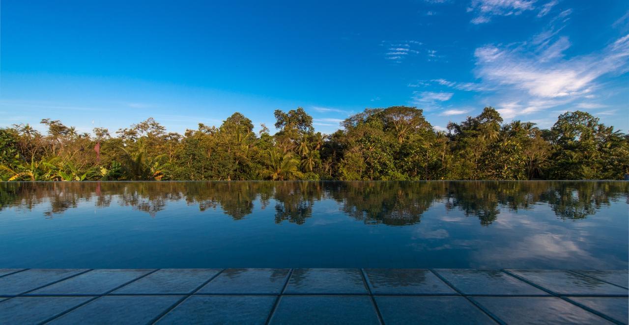 Bali Luxury Boutique Resort And Spa Танах Лот Экстерьер фото